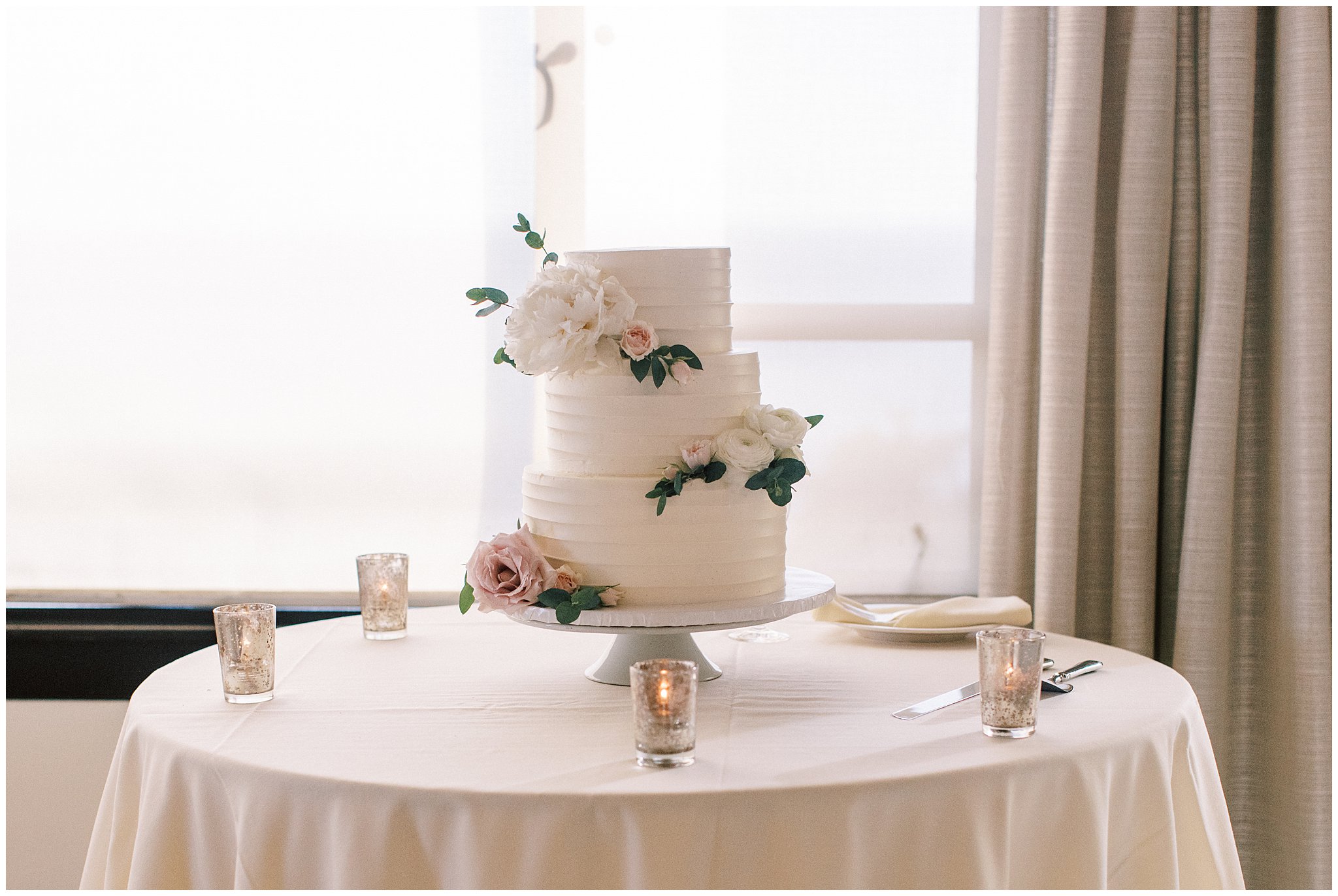 The wedding cake at Bel Air Bay Club wedding in Pacific Palisades, Ca.